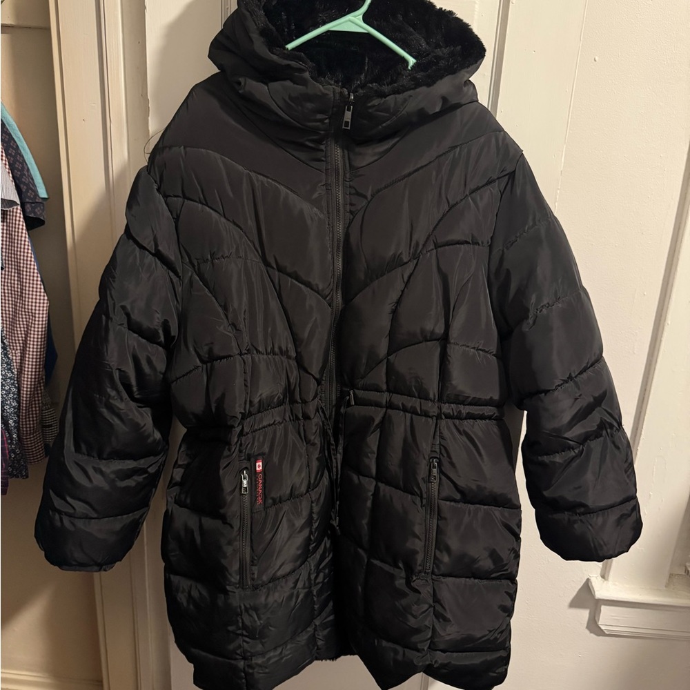 Women's Black Puffer Ski Jacket